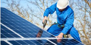 Installation Maintenance Panneaux Solaires Photovoltaïques à Ecly